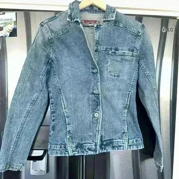 Vintage Silver‎ Jeans Co. Denim Jean Jacket Womens Size Medium Fitted Distressed - Picture 1 of 11